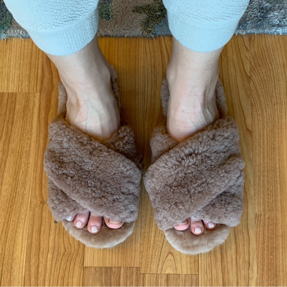 EMU AUSTRALIA SLIPPERS SANDALS